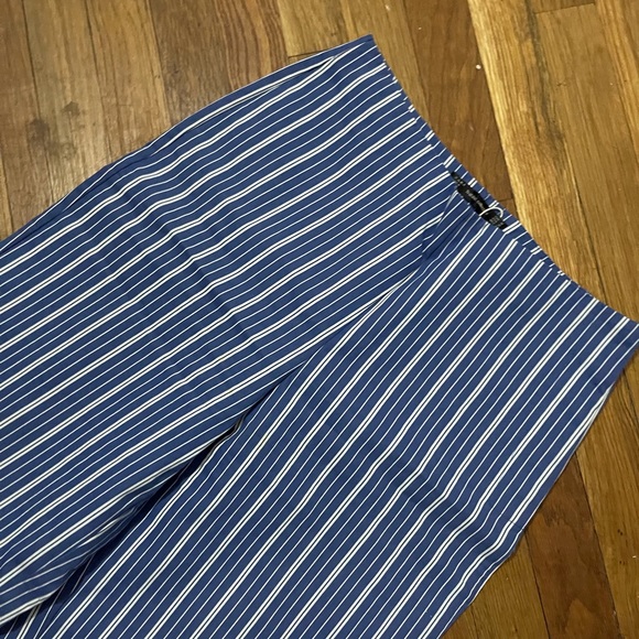 Zara Blue & White Striped Cropped Trousers (never worn) - Picture 7 of 10